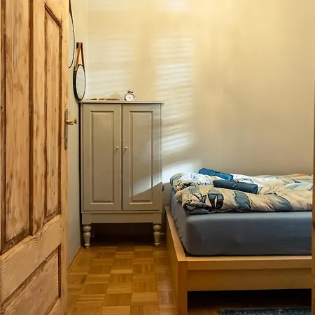 Cactus Free Parking For A Standard Car Appartement *