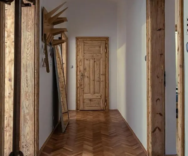 Cactus Free Parking For A Standard Car Apartment *